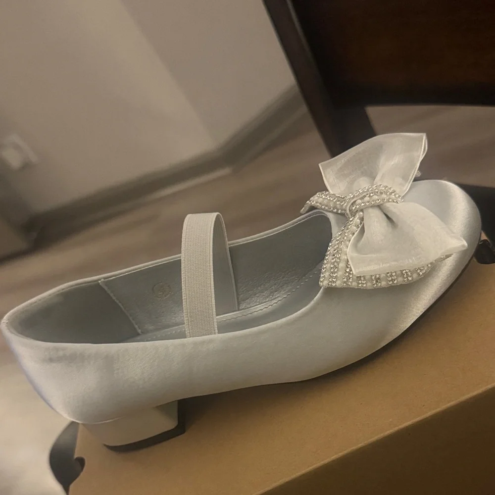 Coutgo Girls' Satin Mary Jane Dress Shoes